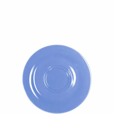 Ein runder, flacher Teller in einem sanften Blauton. Die Oberfläche ist glänzend und gleichmäßig, mit einem schlichten, eleganten Design. Der innere Rand des Tellers hat eine leicht vertiefte Form, während der äußere Rand sanft ansteigt. Der Hintergrund ist einfarbig, was das Hauptmotiv hervorhebt.