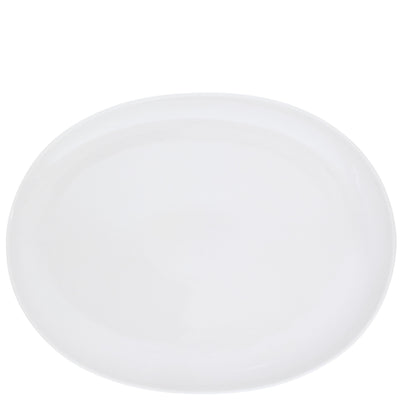 Ein weißer, ovaler Teller auf einem neutralen Hintergrund. Der Teller hat eine glatte Oberfläche und keine Muster oder Verzierungen, was ihn schlicht und vielseitig einsetzbar macht. Die Kanten sind leicht gewölbt, was einen eleganten Eindruck hinterlässt. Ideal für die Präsentation von Speisen bei Anlässen oder im Alltag.
