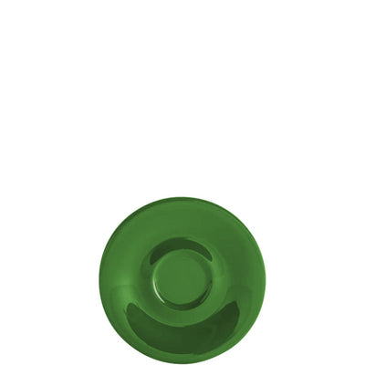 Eine grüne, runde Untertasse aus Glas liegt auf einem weißen Hintergrund. Die Untertasse hat eine glatte Oberfläche und eine leicht gewölbte Form. Im Zentrum befindet sich eine kleine Vertiefung.