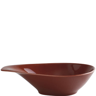 Ein schmaler, ockerfarbener Teller mit leicht erhöhtem Rand und einer eleganten, geschwungenen Form. Die Oberfläche ist glatt und glänzend, wodurch das Licht reflektiert wird. Der Teller eignet sich perfekt für Cocktails, Dips oder kleine Vorspeisen und verleiht jedem Tisch eine stilvolle Note. Er ist in einem warmen Erdton gehalten, der gut zu verschiedenen Tischdekorationen passt.