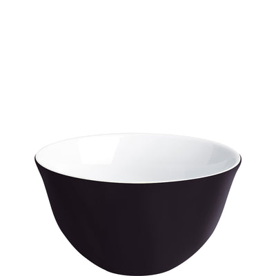 Schwarze Schüssel mit einem weißen inneren Rand. Die Schüssel hat eine runde, konische Form und eine glatte Oberfläche. Sie steht auf einer ebenen Fläche und wirkt modern sowie elegant. Ideal für Snacks, Salate oder als dekoratives Element.