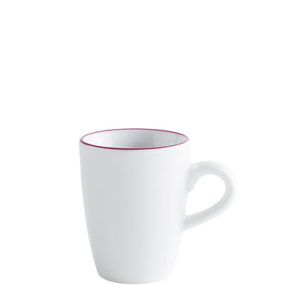 Eine schlichte, weiße Kaffeetasse aus Porzellan mit einer einzelnen, geschwungenen Henkel und einem feinen, roten Lipprand. Die Tasse steht auf einem weißen Hintergrund und ist von der Seite aufgenommen, sodass die Form und das Design gut sichtbar sind. Die Oberfläche ist glatt und glänzend.
