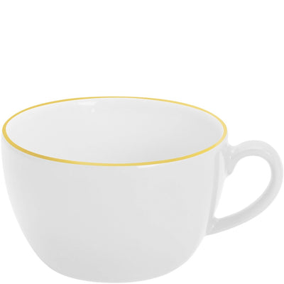 Ein schlichtes, weißes Kaffeetassenmodell mit einem elegant goldenen Rand am oberen Rand. Die Tasse hat eine runde Form und einen funktionalen Henkel auf der rechten Seite. Die Oberfläche ist glatt und glänzend, was einen modernen und stilvollen Eindruck vermittelt. Die Tasse ist leer und vor einem schlichten weißen Hintergrund platziert, wodurch die Designmerkmale hervorstechen.