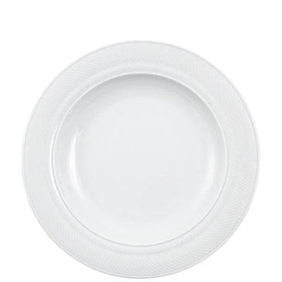 Weißer, runder Porzellanteller mit einem schlichten, strukturierten Rand. Die Oberfläche des Tellers ist glatt und glänzend, während der Rand eine dezente, geometrische Prägung aufweist. Der Teller ist leer und in der Mitte sichtbar, ideal für die Präsentation von Speisen.