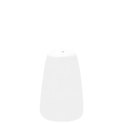 Eine schlichte, weiße Salzstreuer- oder Pfefferstreuer-Form, die wie ein konisch geformter Behälter aussieht. Der obere Teil ist abgerundet und hat kleine Löcher zum Streuen von Gewürzen. Der Hintergrund ist einheitlich weiß, was den Fokus auf den Streuer verstärkt.